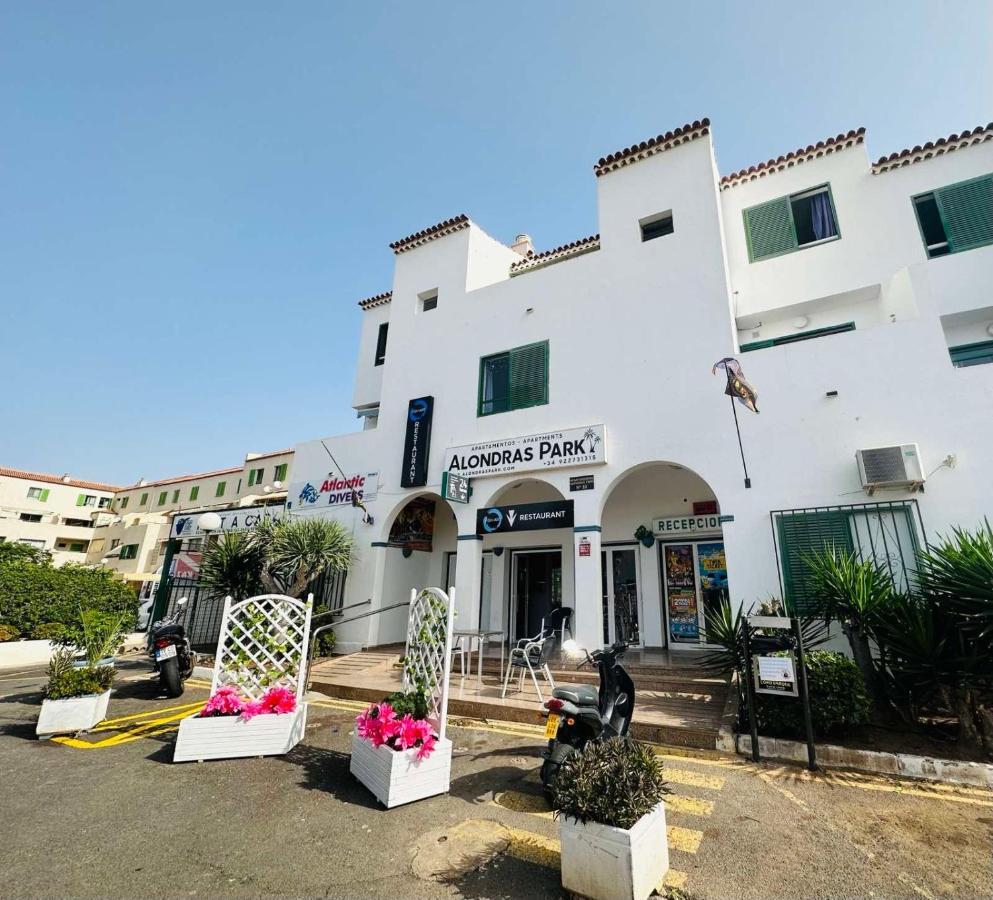 Alondras Park Mialsoma Apartment Arona  Ngoại thất bức ảnh